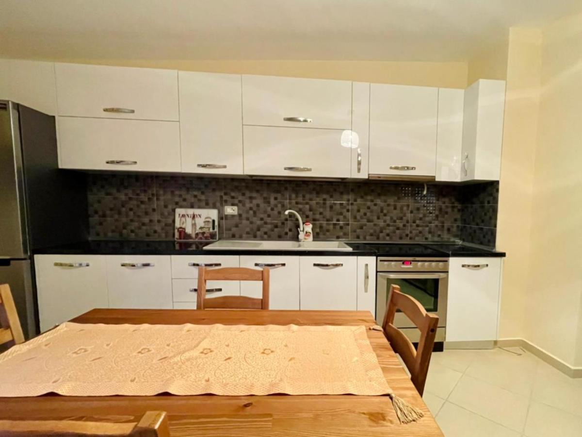 Apartament Arti